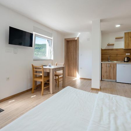 Apartments Budes Neum Bagian luar foto