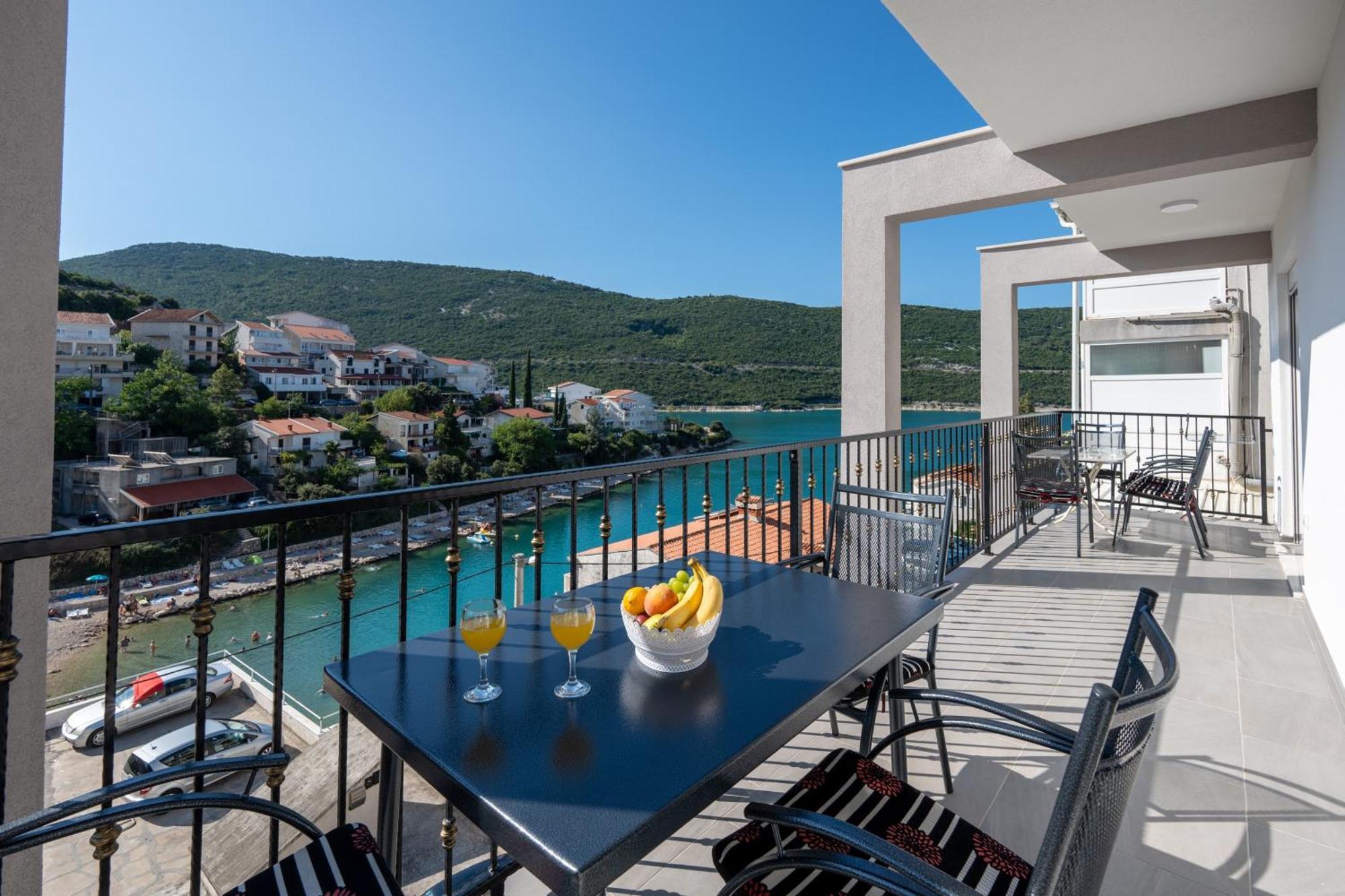 Apartments Budes Neum Bagian luar foto