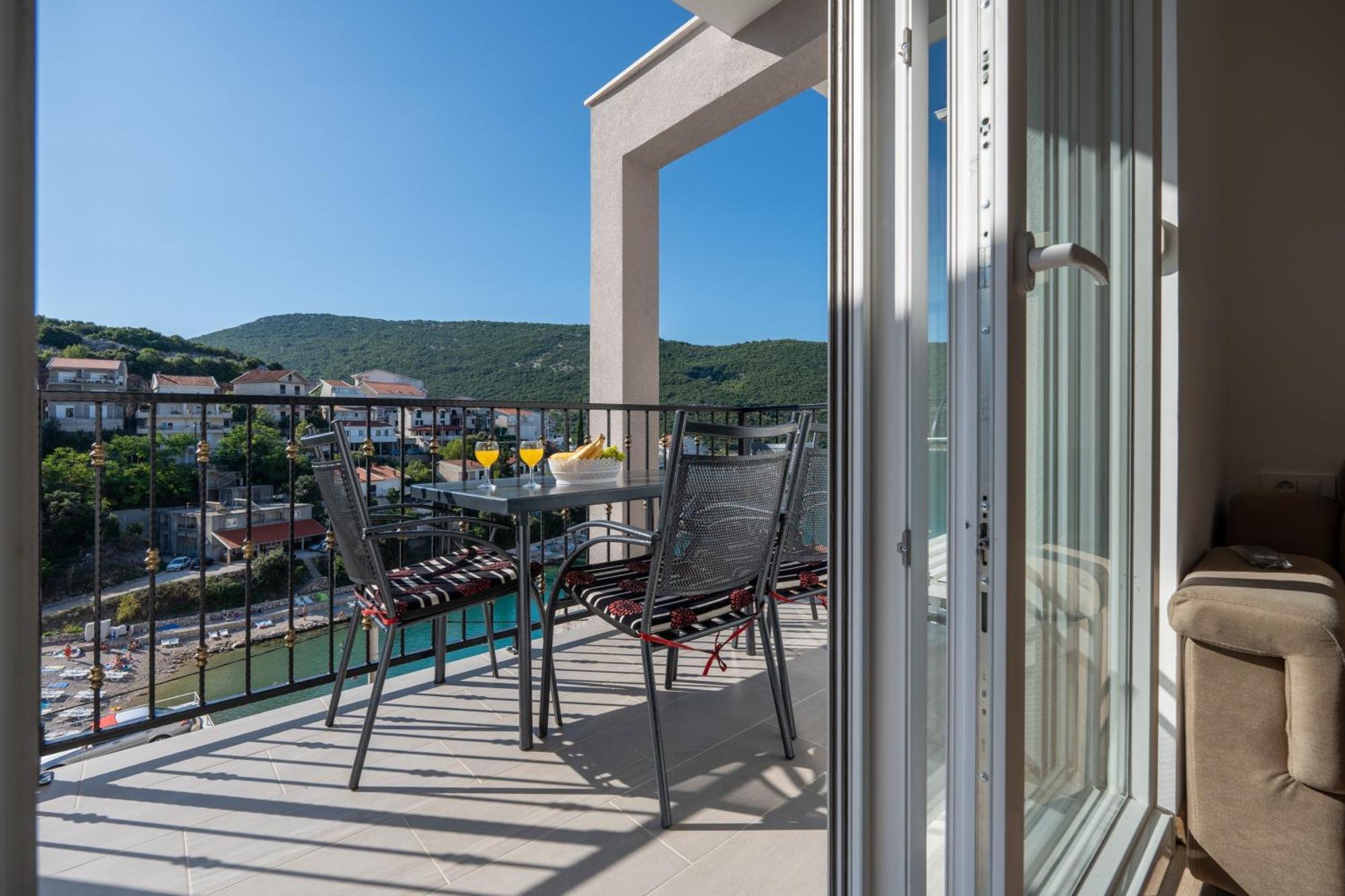 Apartments Budes Neum Ruang foto